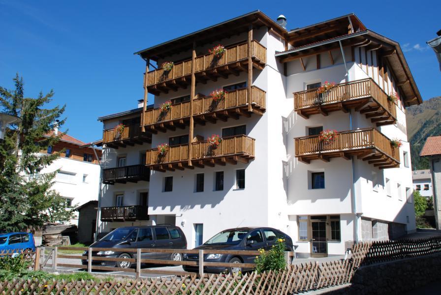 Hotel Mall Сан Валентино ала Мута Екстериор снимка